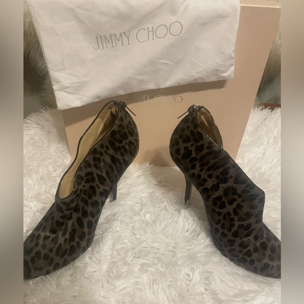 Jimmy Choo leopard print pony smoke/black size 39.5 (9.5)